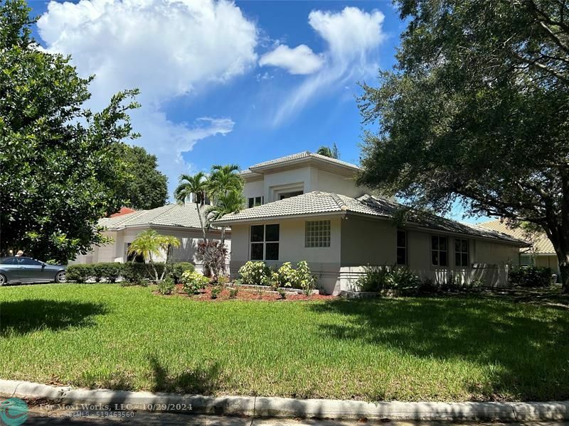 Property Photo:  1025 NW 121st Ln  FL 33071 