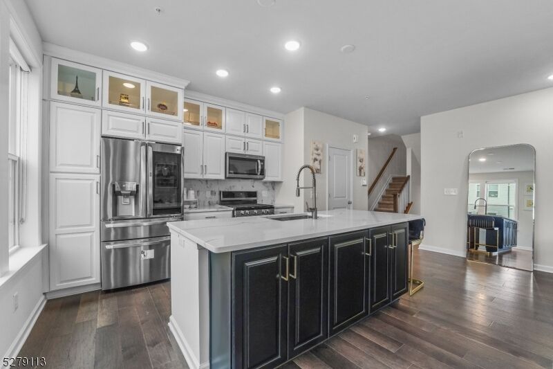Property Photo: 4 Sadie Cir 4201 NJ 07083