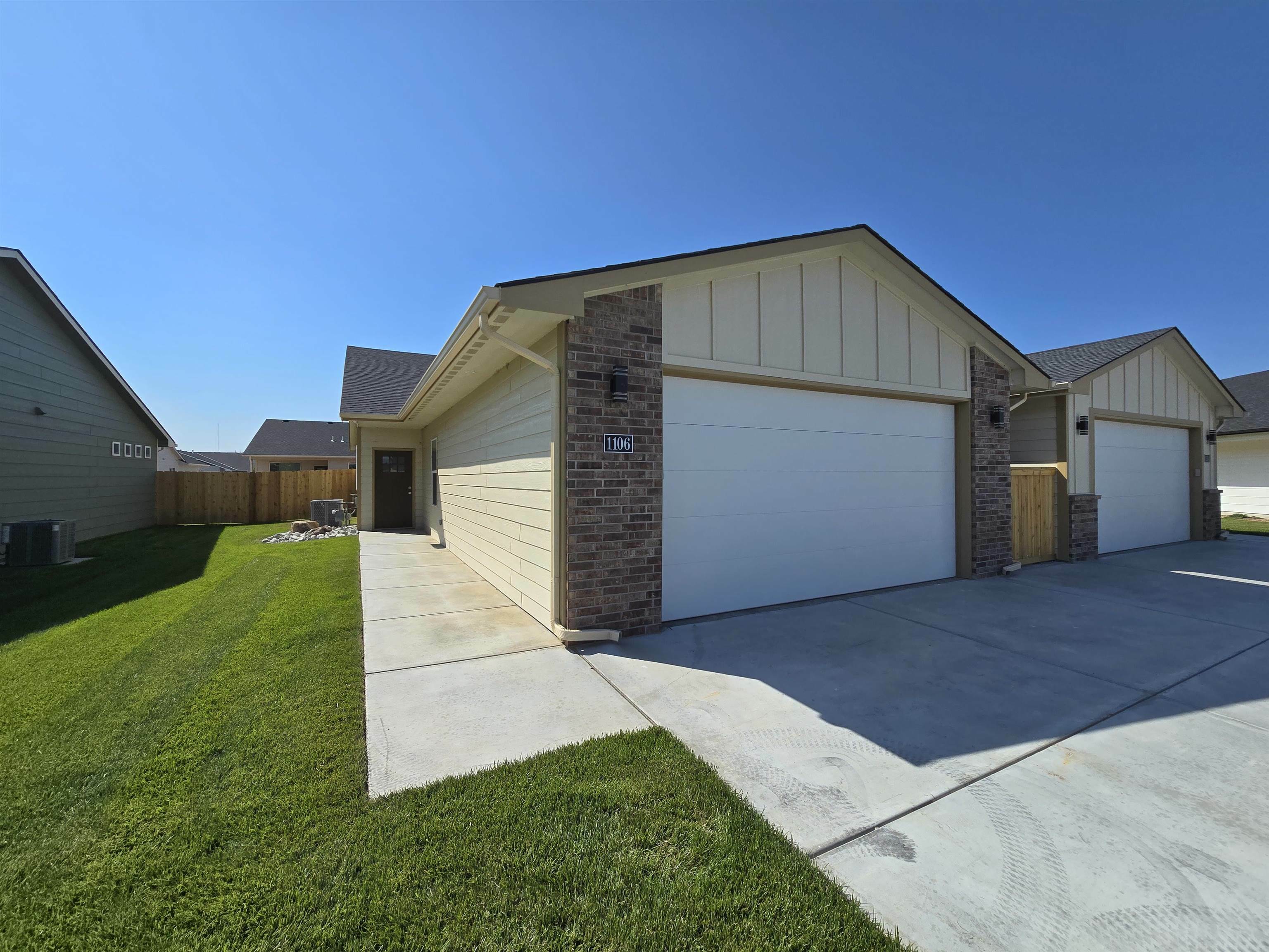 Property Photo:  1106 W Trek Cir  KS 67052 