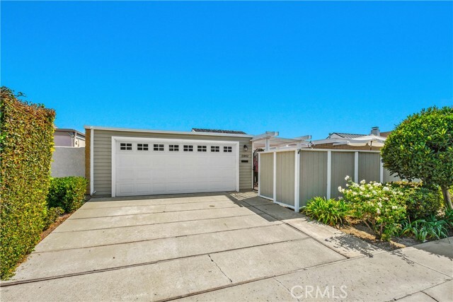 Property Photo:  23852 Marmara Bay  CA 92629 