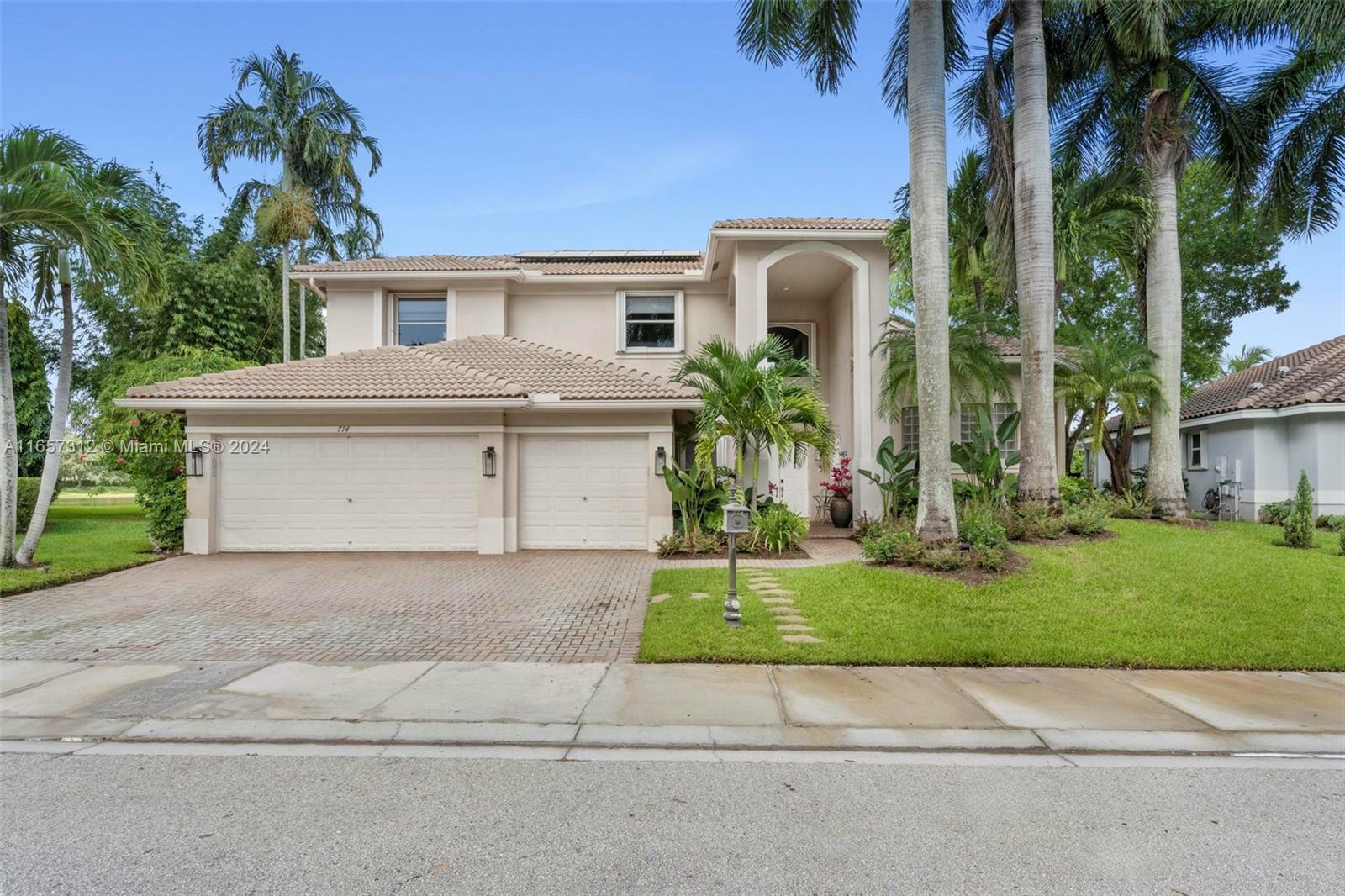 Property Photo:  774 Regal Cove Rd  FL 33327 