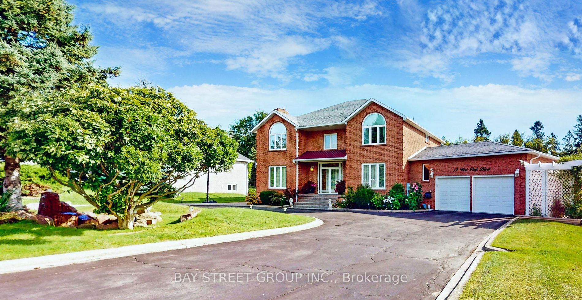 19 West Park Blvd  Whitchurch-Stouffville ON L0H 1G0 photo