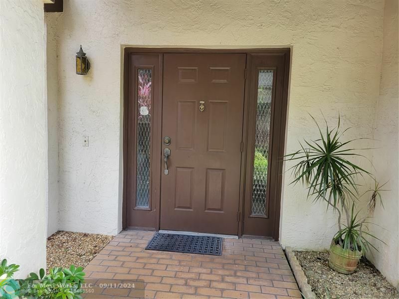 Property Photo:  2556 Carambola Cir 1843  FL 33066 