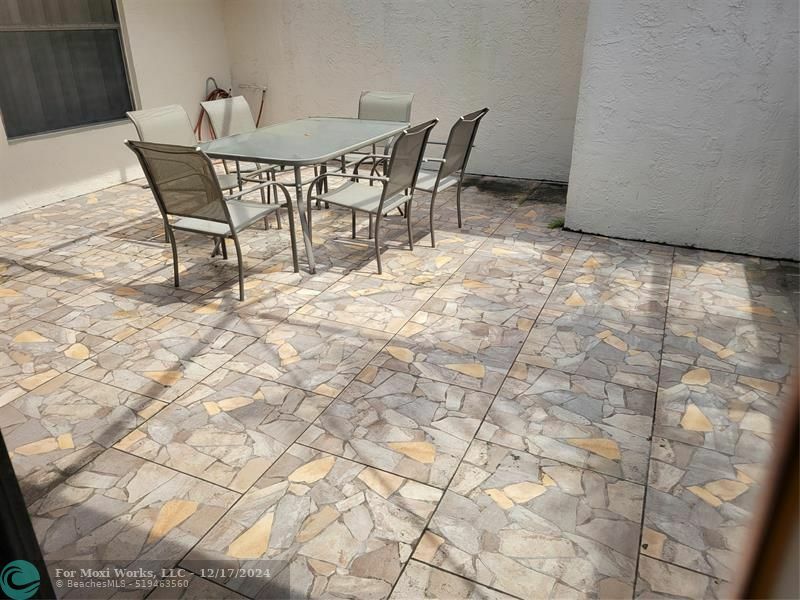 Property Photo:  2556 Carambola Cir 1843  FL 33066 