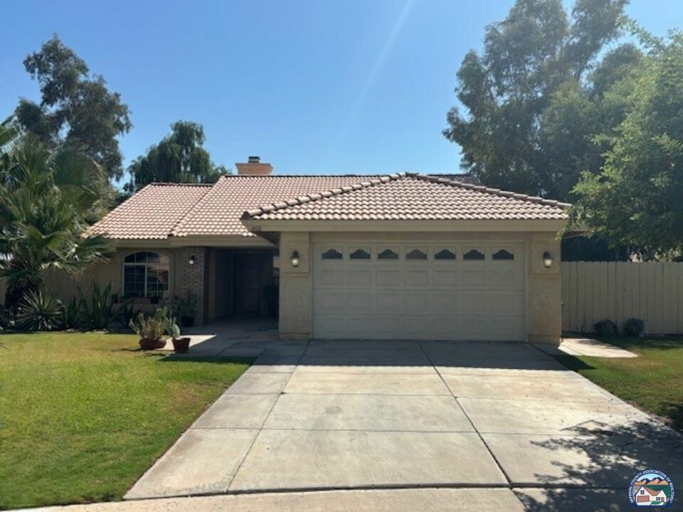 Property Photo:  602   Tiger Lily Ln  CA 92251 