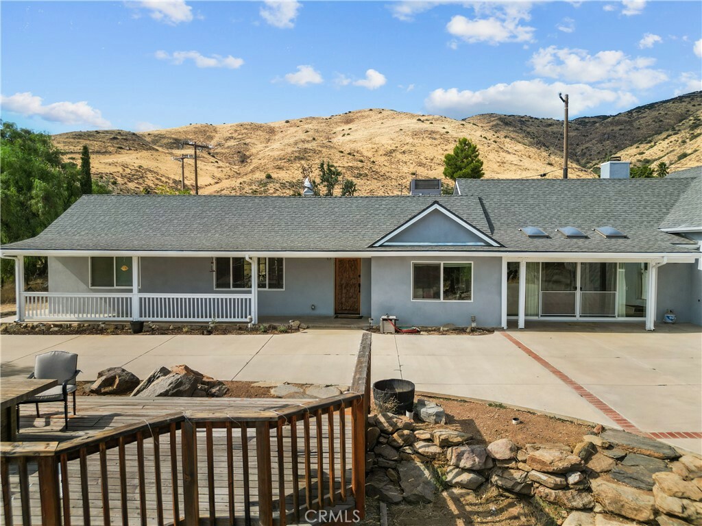 Property Photo:  6339 Shannon Valley Road  CA 93510 