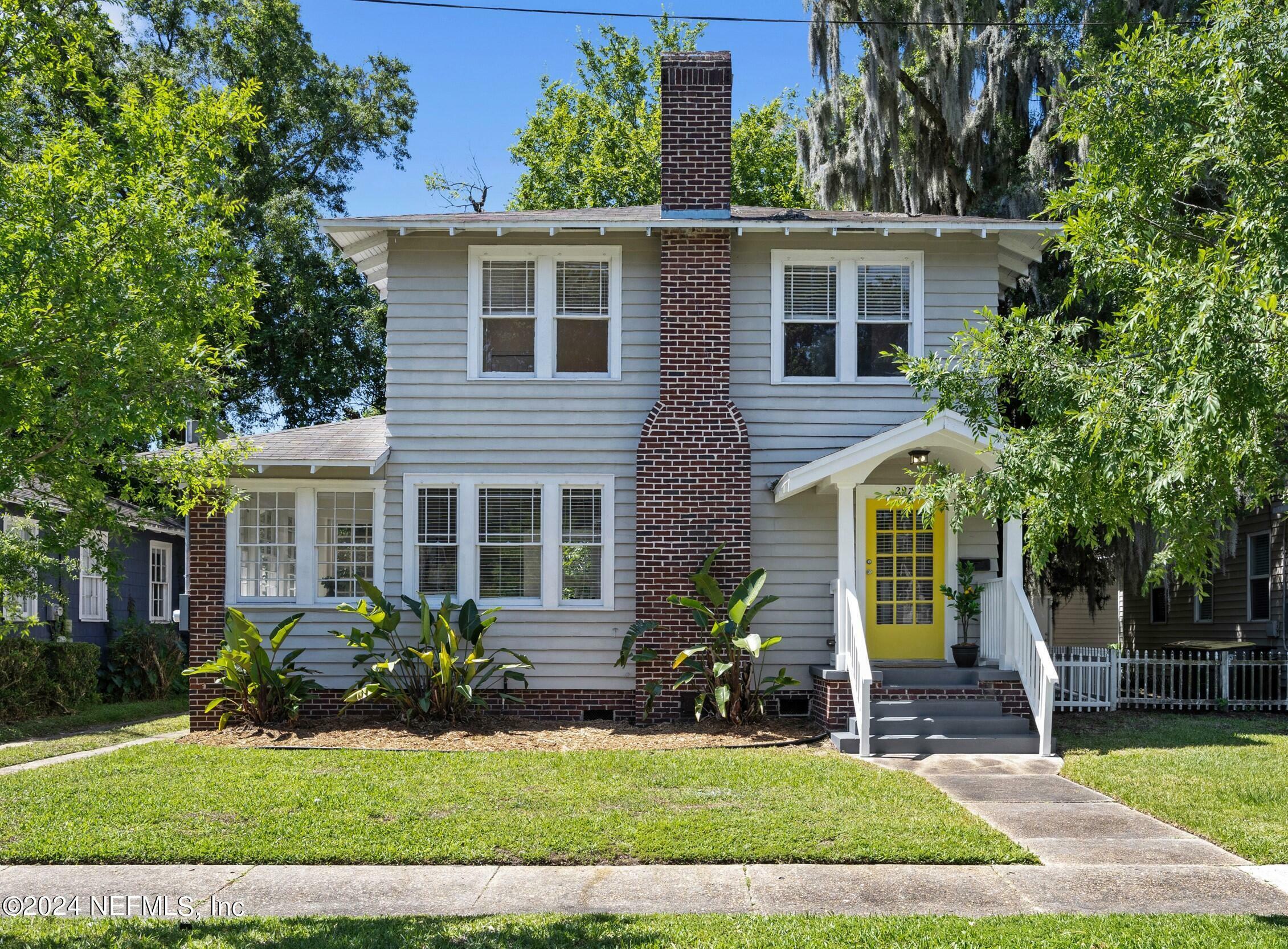 Property Photo:  2976 Collier Avenue  FL 32205 