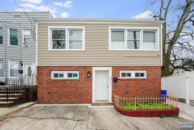 Property Photo:  72 Sterling Avenue  NJ 07305 