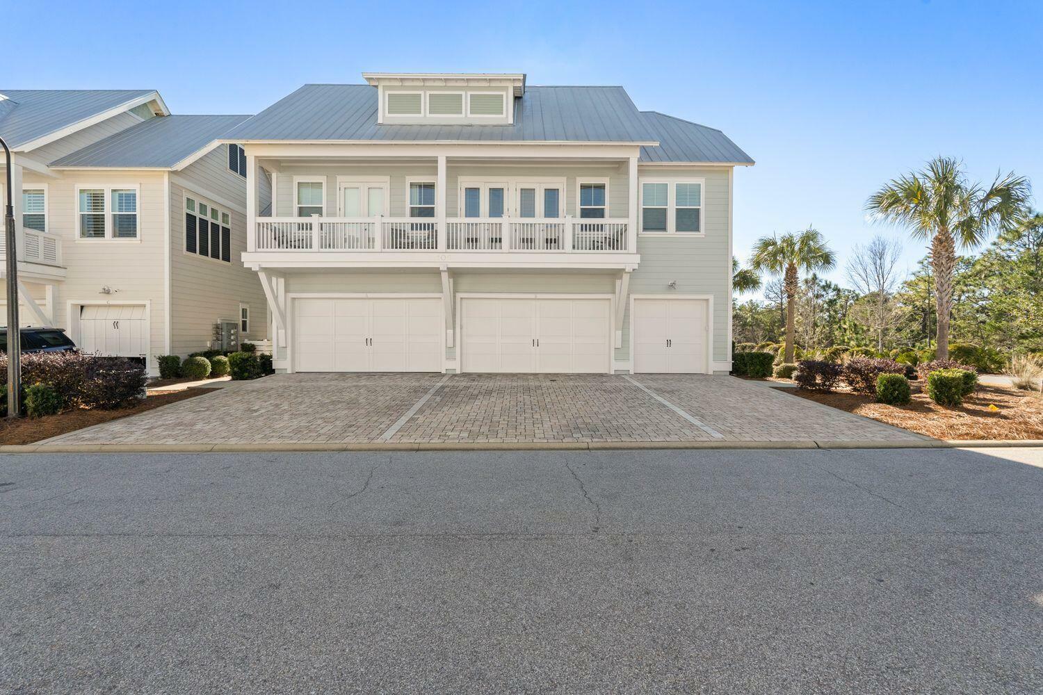 Property Photo:  105 York Lane B  FL 32461 