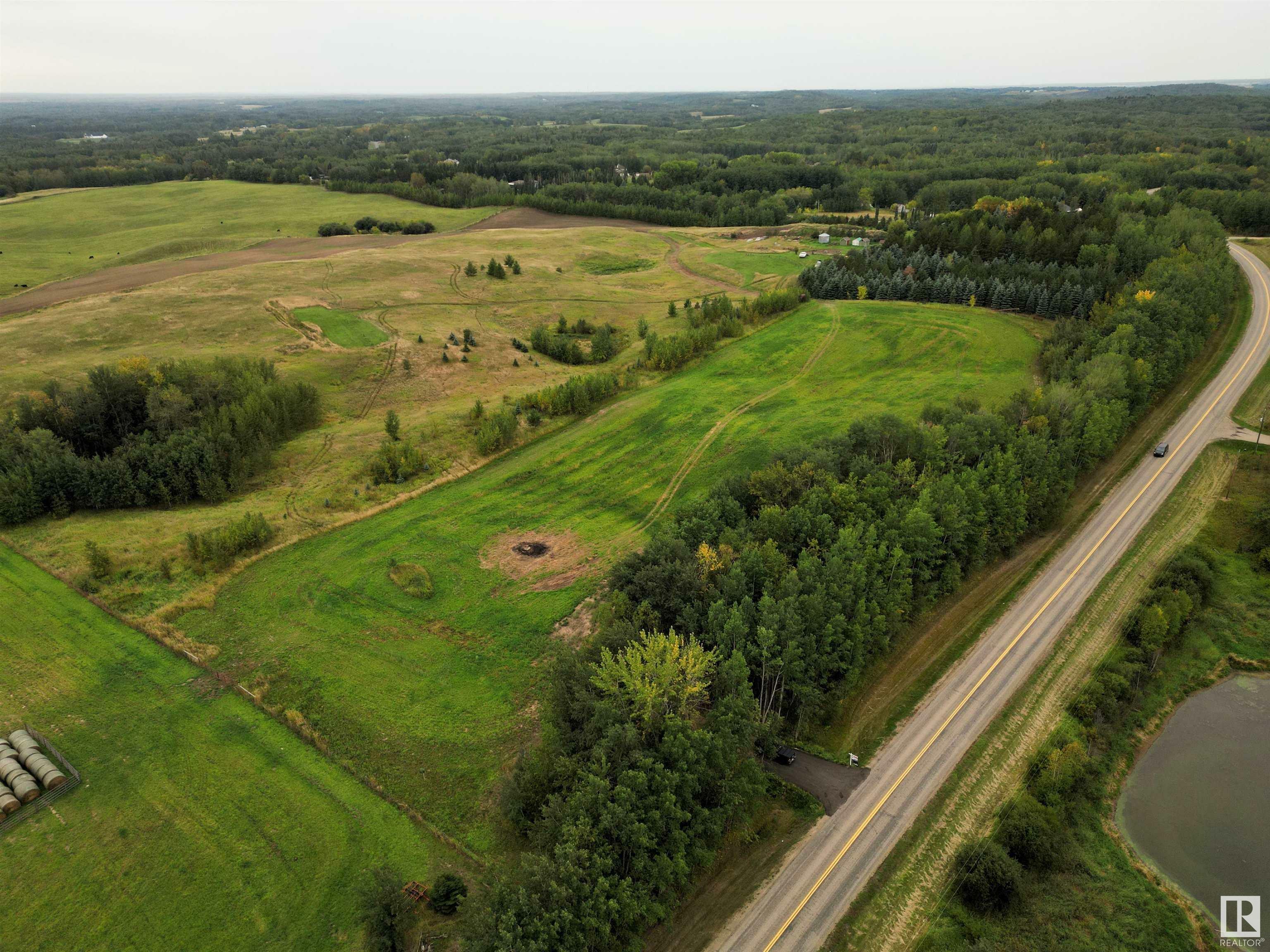 Property Photo:  1009 Township Road 540  AB T7Y 0A6 