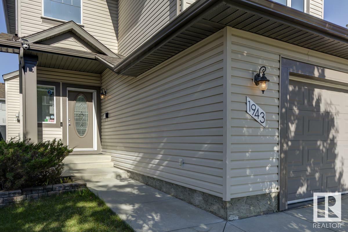 Property Photo:  1943 Garnett Way NW  AB T5T 6T6 