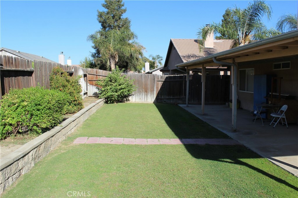 Property Photo:  4116 Silver Maple Court  CA 93313 