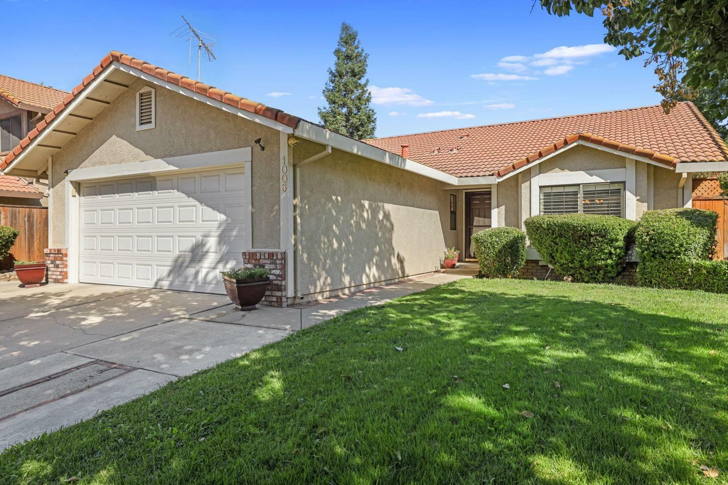 Property Photo:  1005 Norway Avenue  CA 95350 