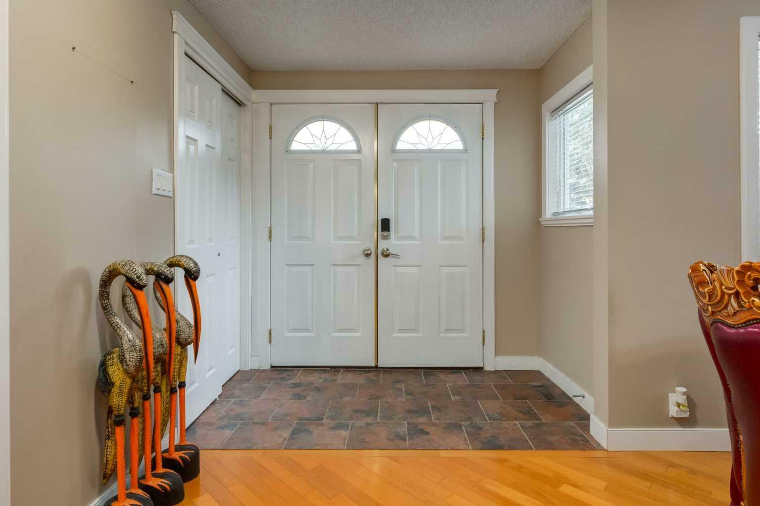 Property Photo:  106 16 Street NW  AB T2N 2B9 