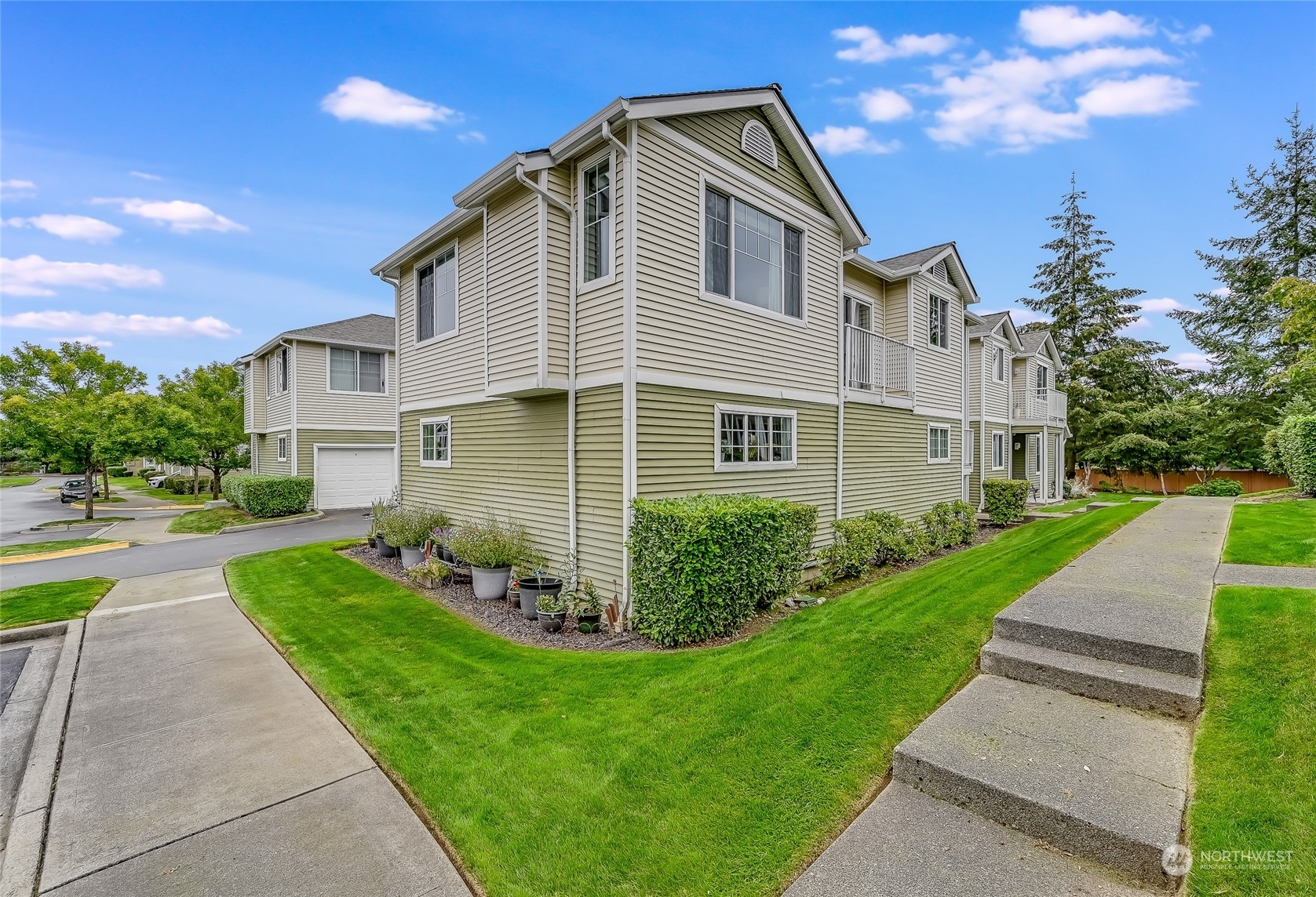 Property Photo:  6014 Lindsay Avenue SE F11  WA 98092 