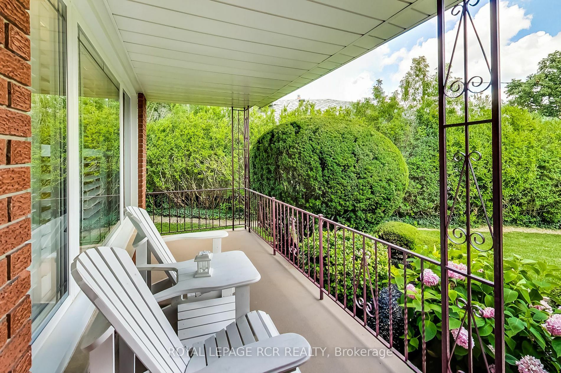 Property Photo:  18 Terryellen Cres  ON M9C 1H7 