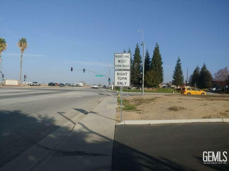 Property Photo:  0 Sec Airport And China Grade Loop  CA 93308 