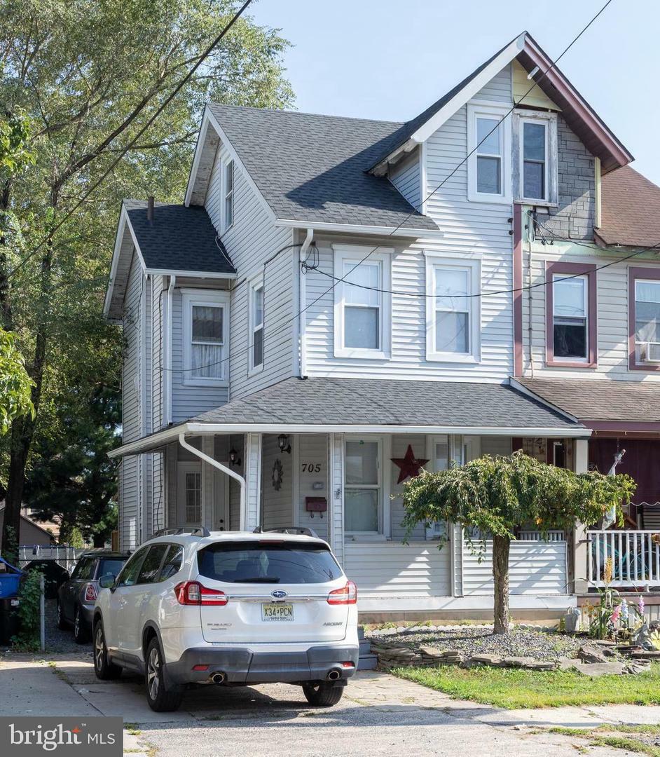 Property Photo:  705 Burlington Avenue  NJ 08075 