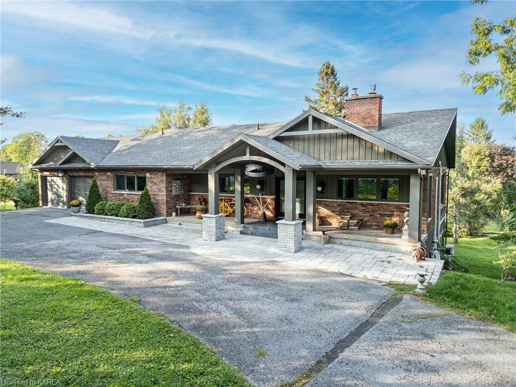 Photo de la propriété: 1678 South Boulevard ON K7L 4V1