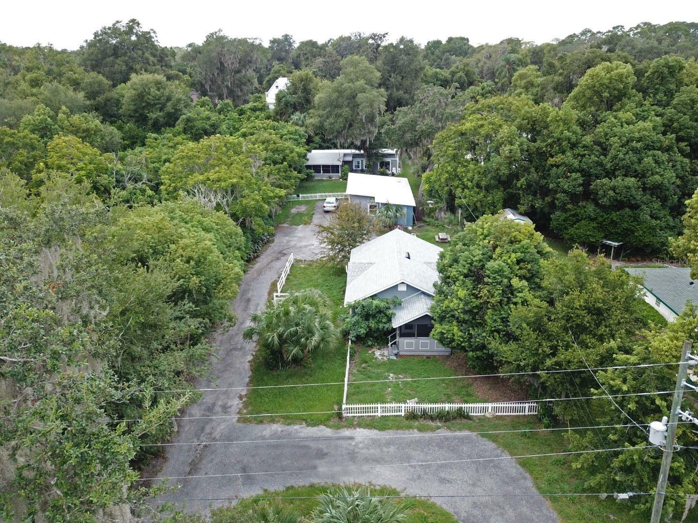 Property Photo:  350 N Lakeview Drive  FL 32744 