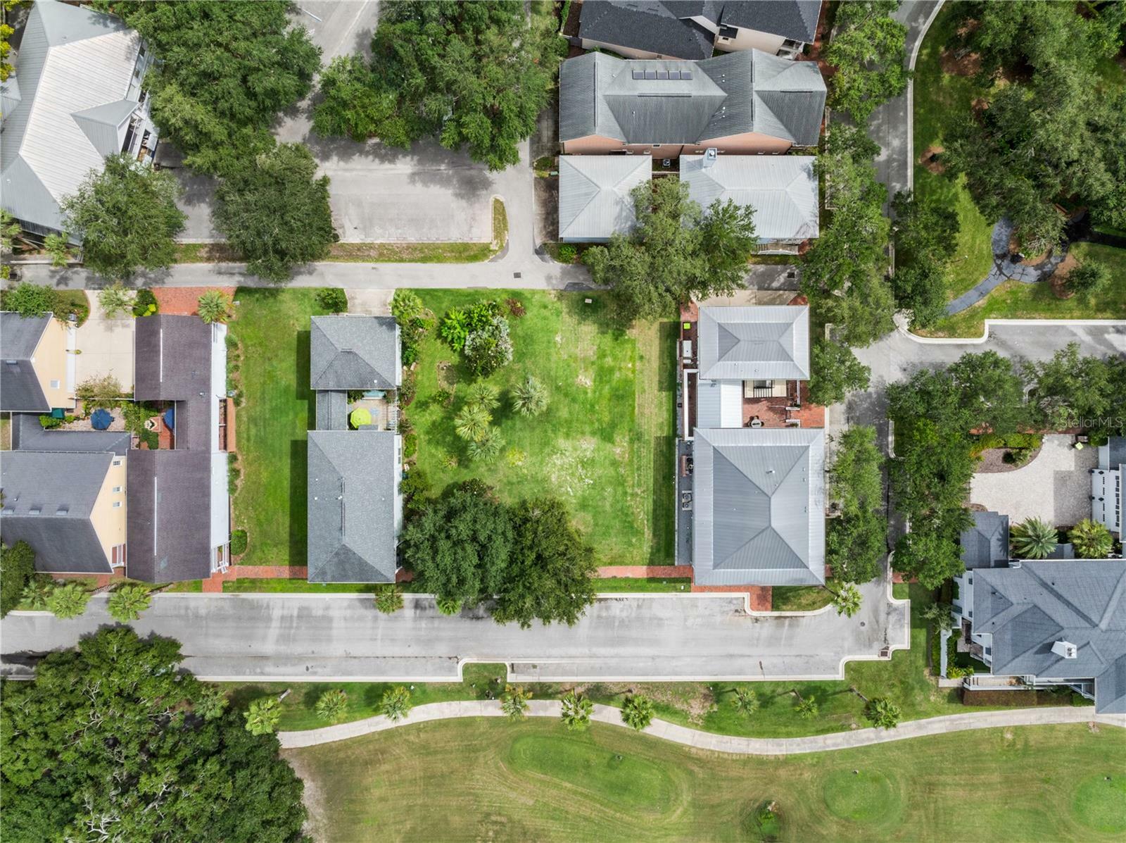 Property Photo: 9139 SW 47th Place FL 32608