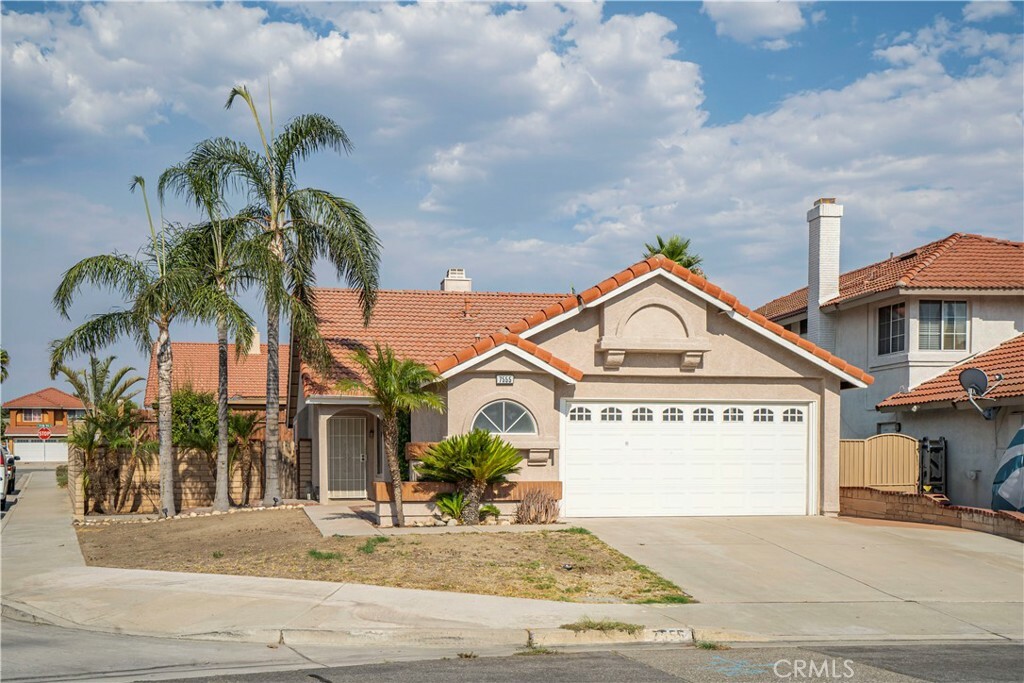 Property Photo:  7555 Honeysuckle Street  CA 92336 