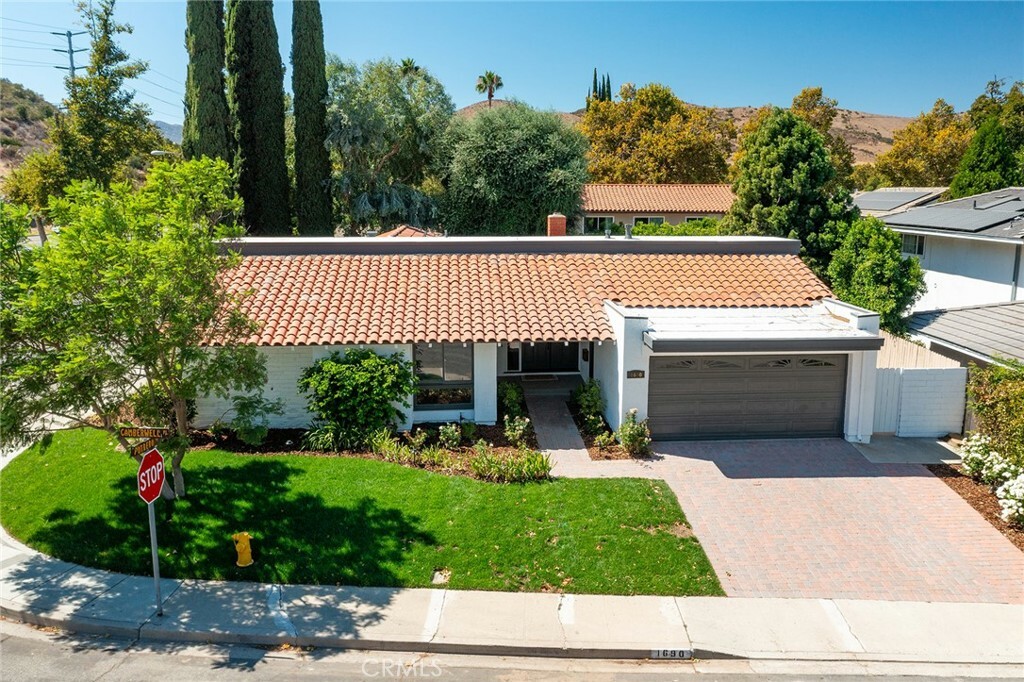 1690 Camberwell Place  Westlake Village CA 91361 photo