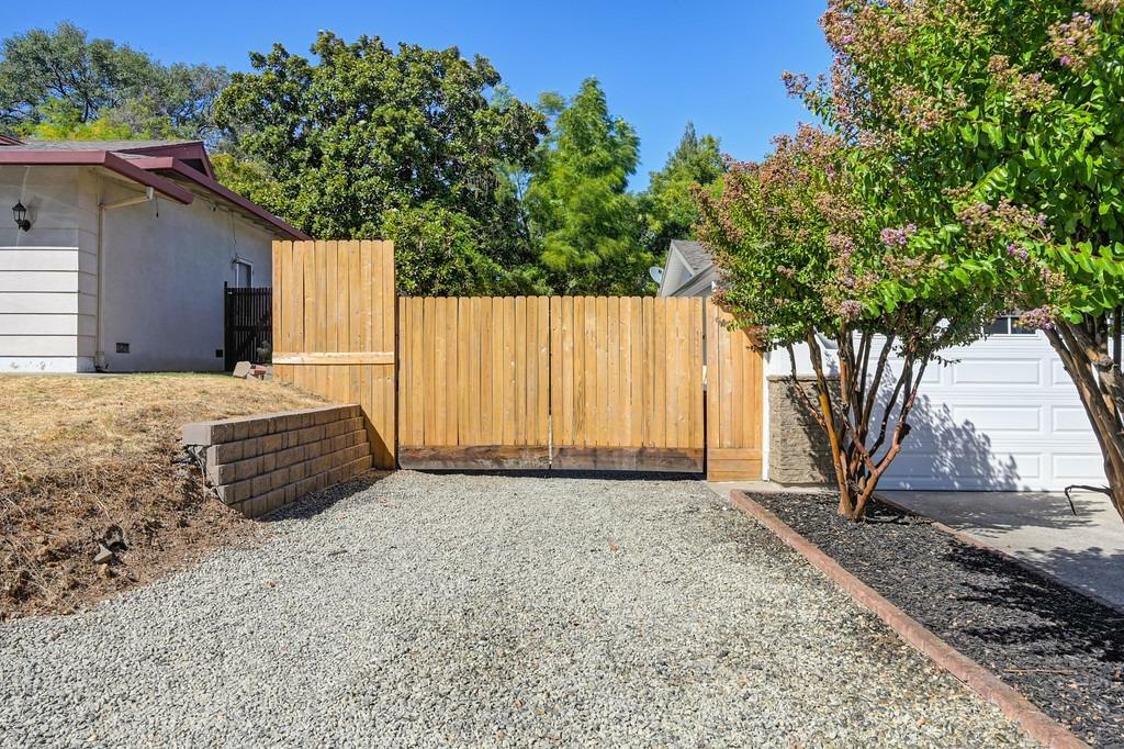 Property Photo:  8729 Latimer Way  CA 95628 