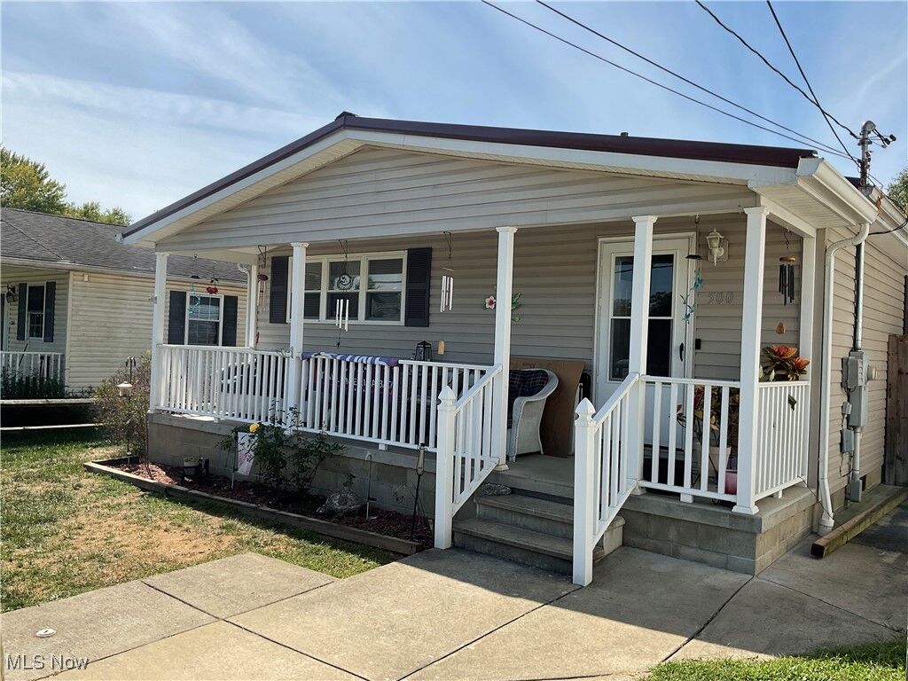 Property Photo: 500 Lubeck Avenue WV 26101