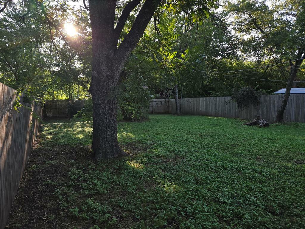 Property Photo:  2709 S Edgewood Terrace  TX 76105 