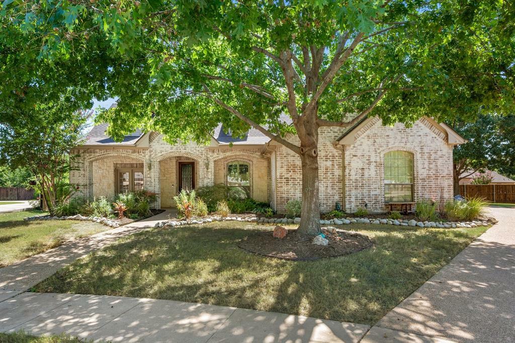 Property Photo:  9204 Cachelle Court  TX 76182 