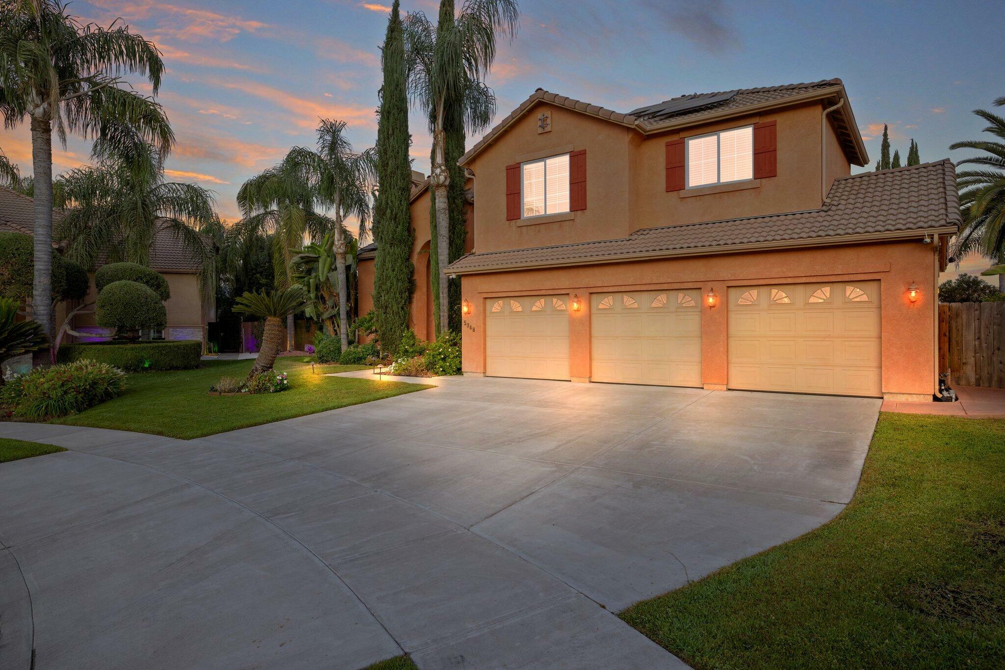 Property Photo:  5948 W Vine Court  CA 93291 