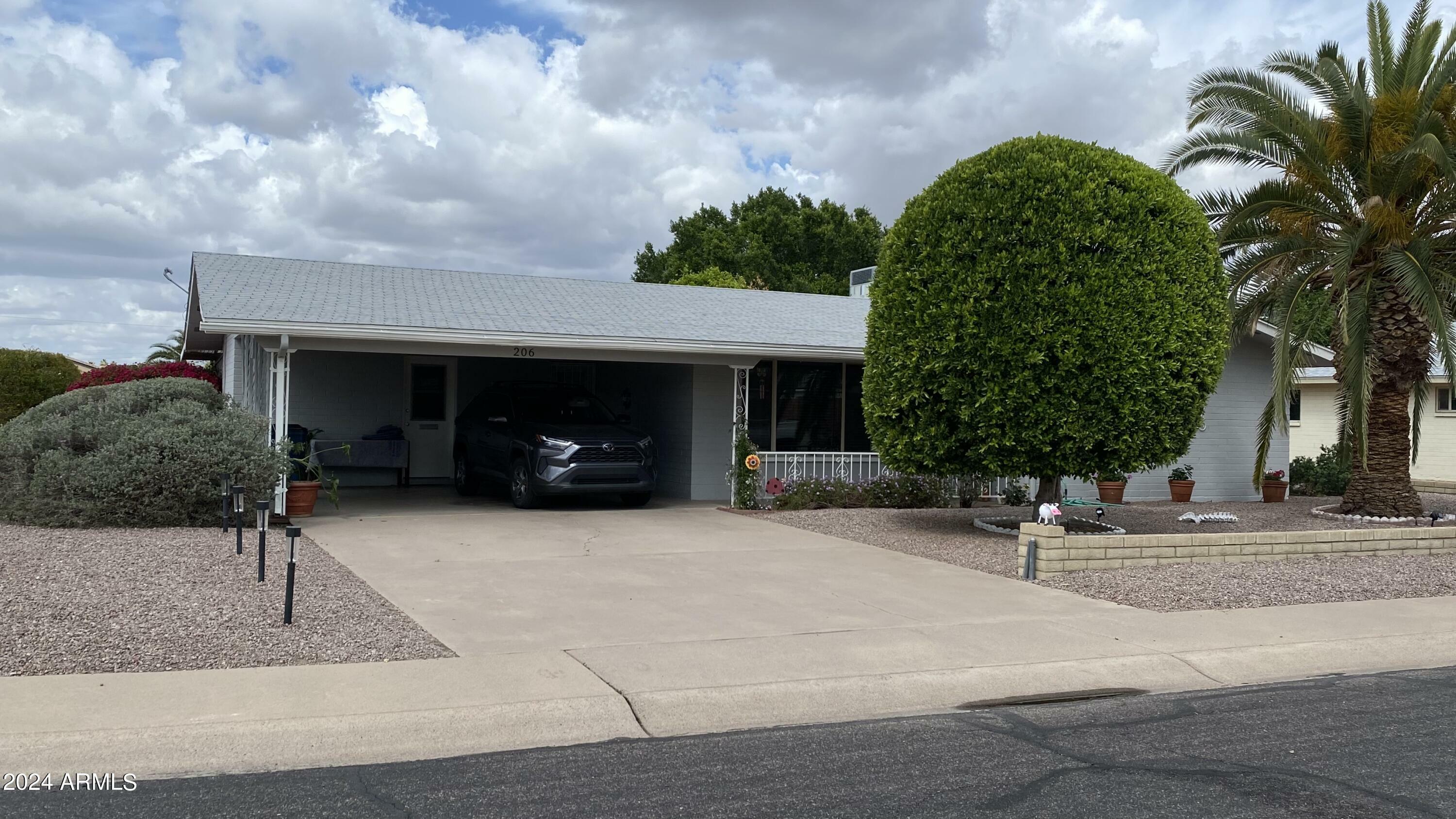 Property Photo:  206 N 58th Place  AZ 85205 