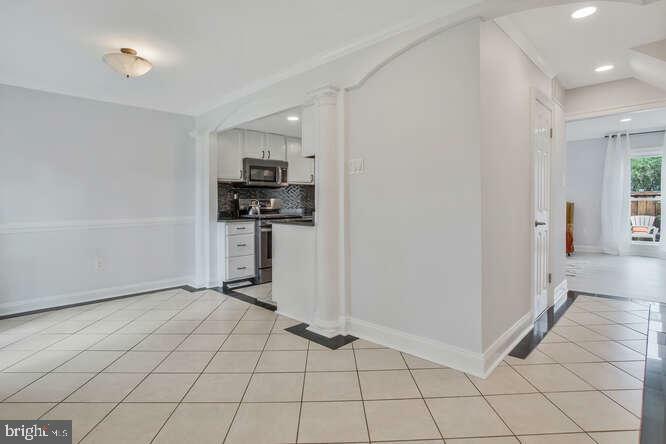 Property Photo:  1942 Cambridge Drive  MD 21114 