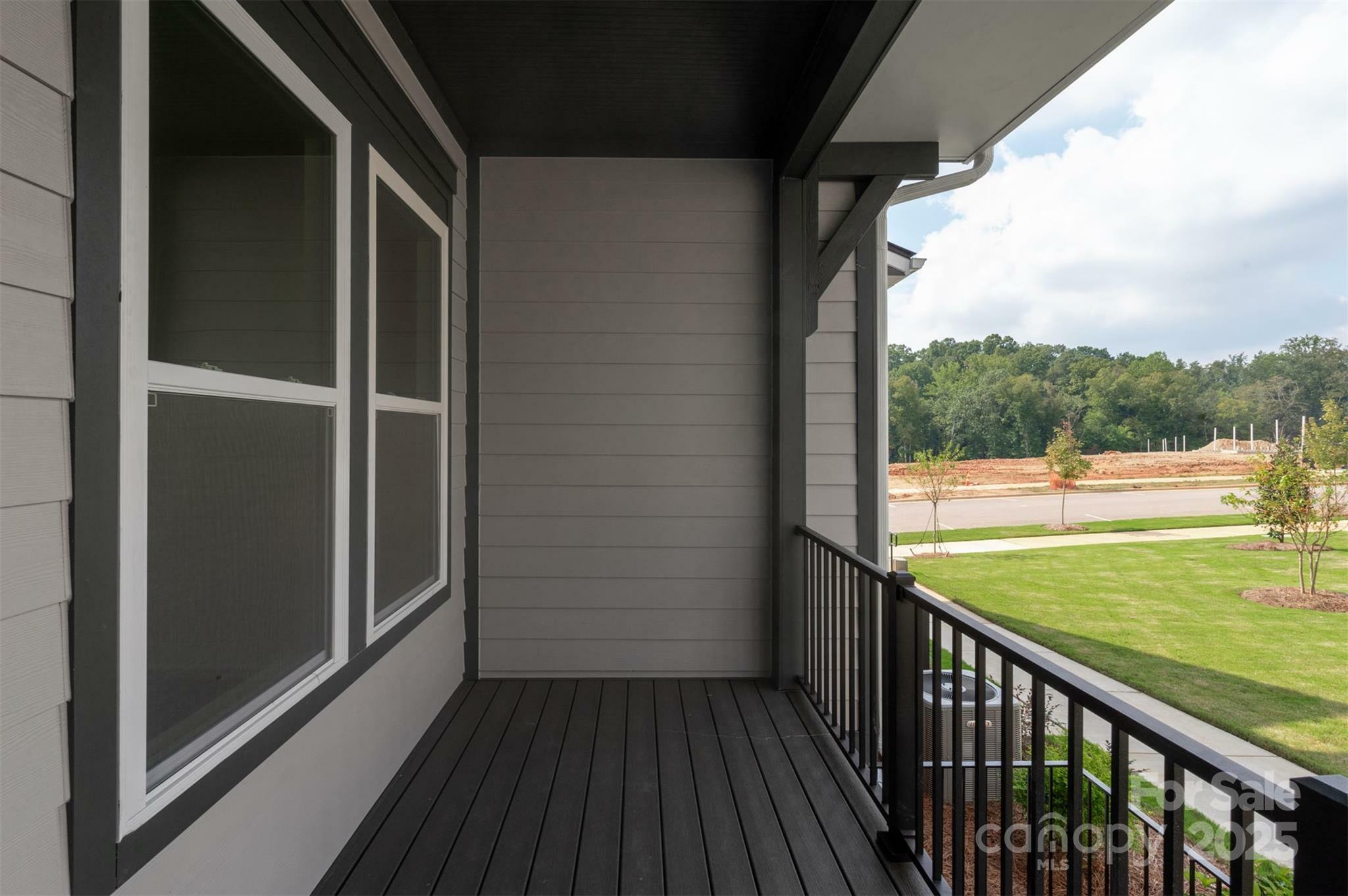 Property Photo:  433 Nathaniel Way Brx0033  NC 28213 