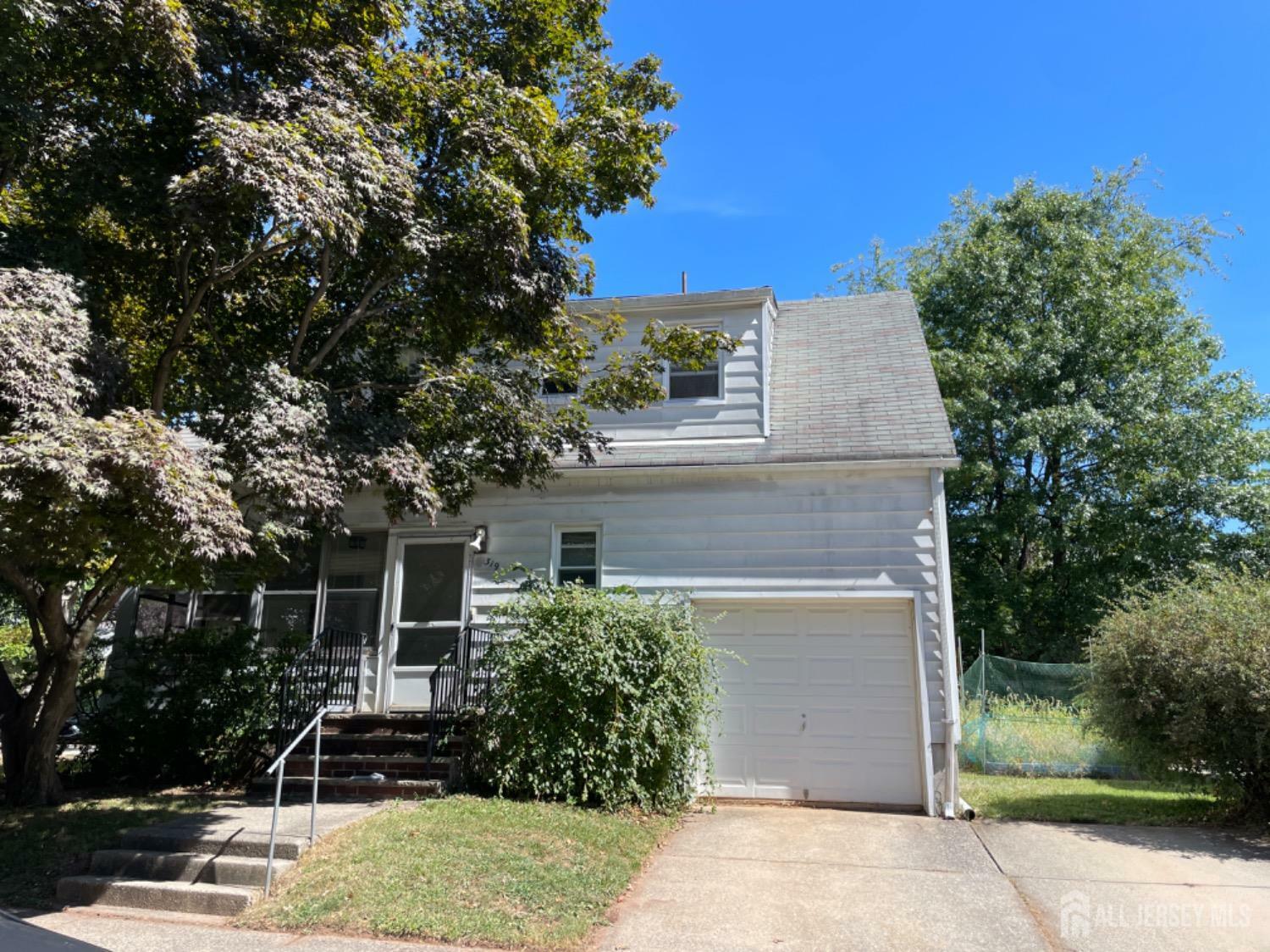 Property Photo:  319 Felton Avenue  NJ 08904 