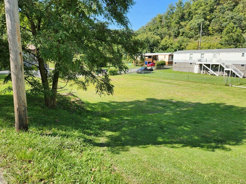 Property Photo:  43752 St Hwy 194 E  KY 41528 
