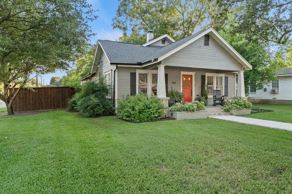 Property Photo:  801 W State Street  TX 75160 