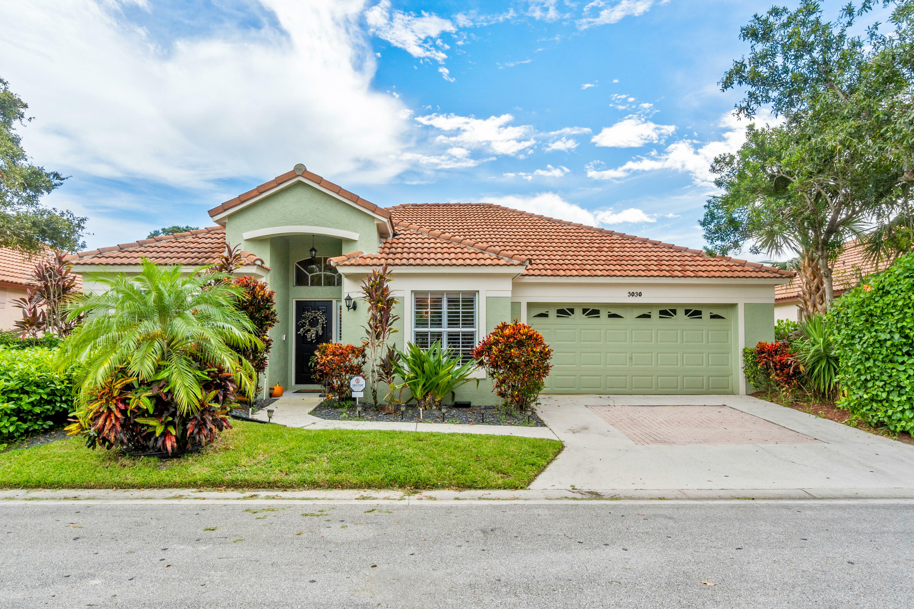 Property Photo:  3030 Casa Rio Court  FL 33418 