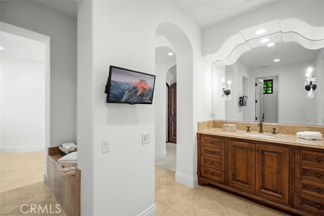 60 Canyon Creek  Irvine CA 92603 photo