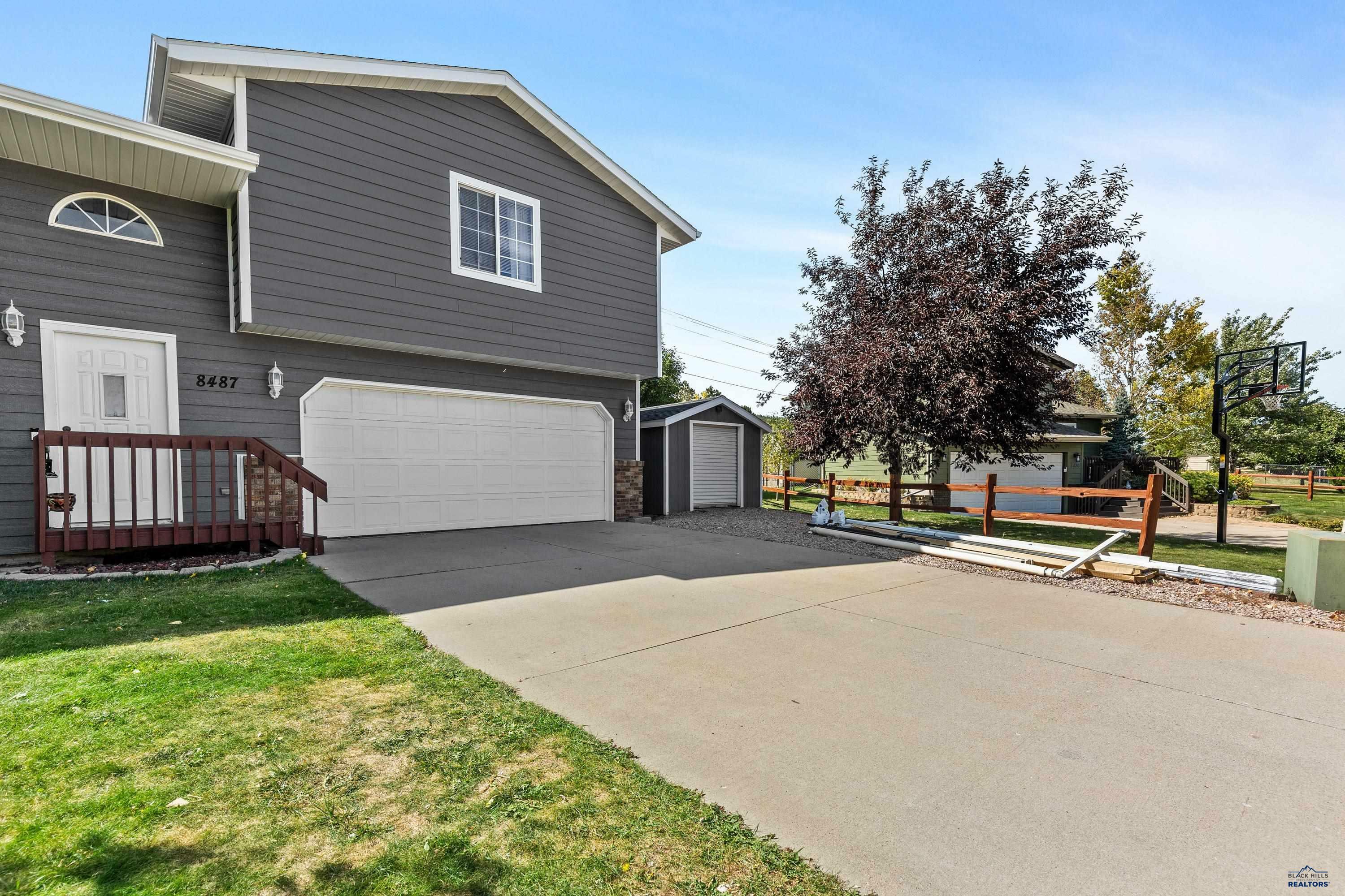 Property Photo:  8487 Winchester Ct  SD 57769 