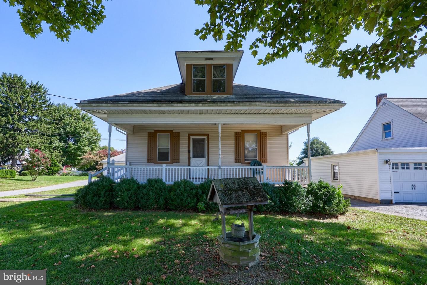 Property Photo: 145 Elmwood Road PA 17602
