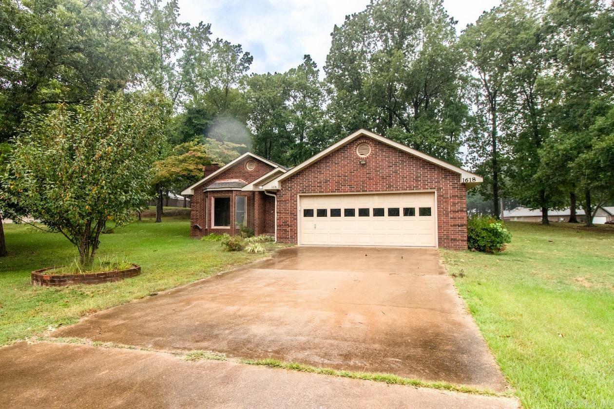 Property Photo:  1618 Cedar Ridge Lane  AR 72404 