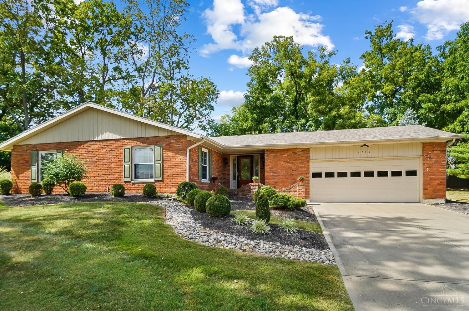 Property Photo:  5429 Bibury Road  OH 45014 