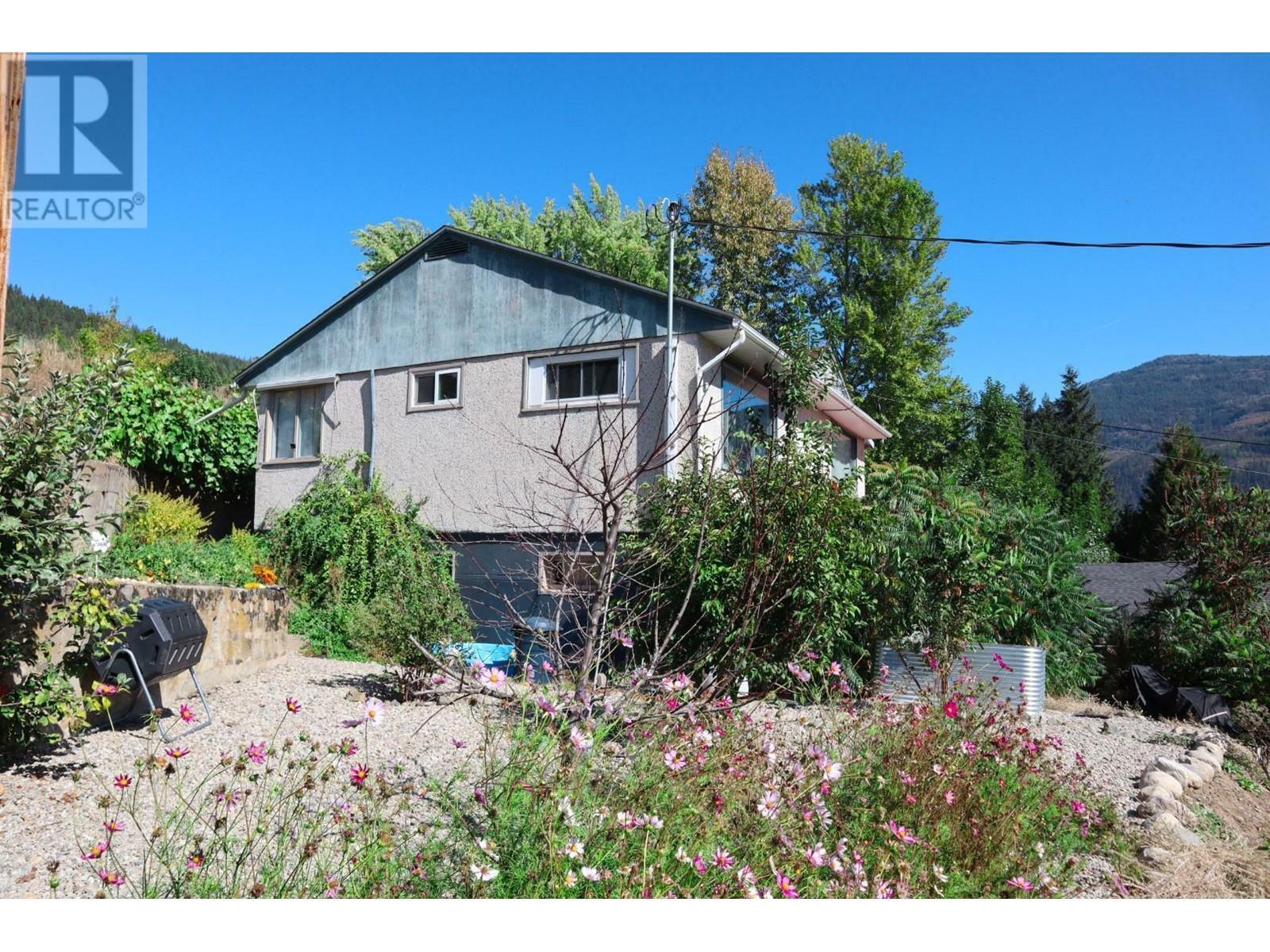 Property Photo:  1913 3B Highway  BC V0G 1L0 