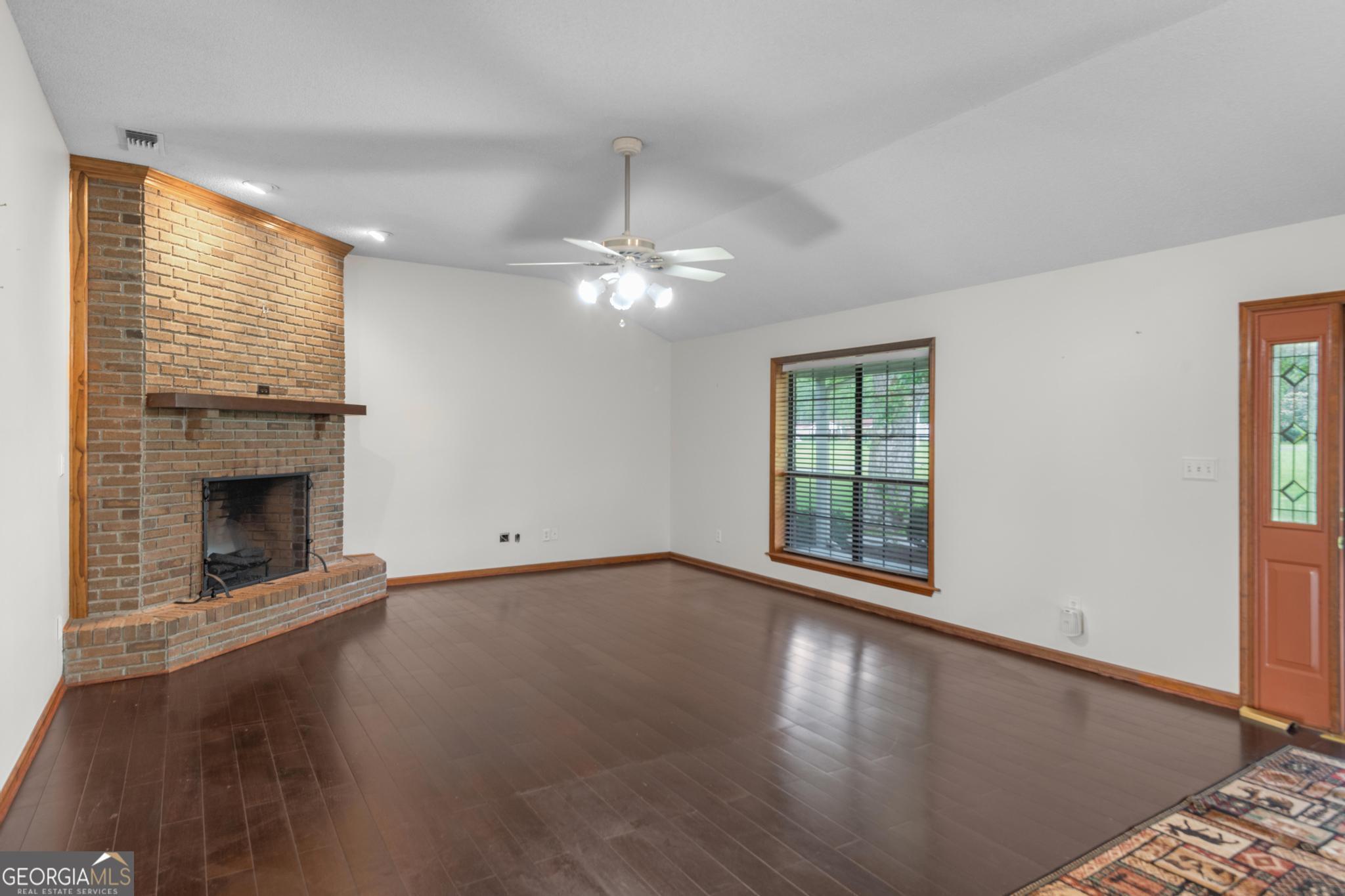 Property Photo: 4909 Perry Road GA 30417
