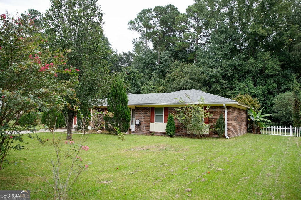 Property Photo:  405 Simpson Street  GA 31313 