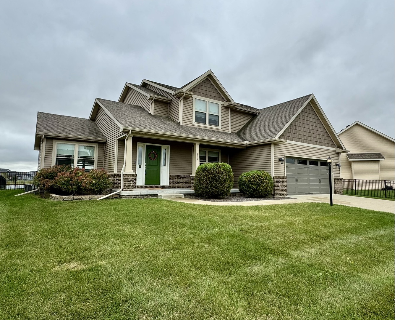 Property Photo:  103 Summerbrook Drive  IL 61874 