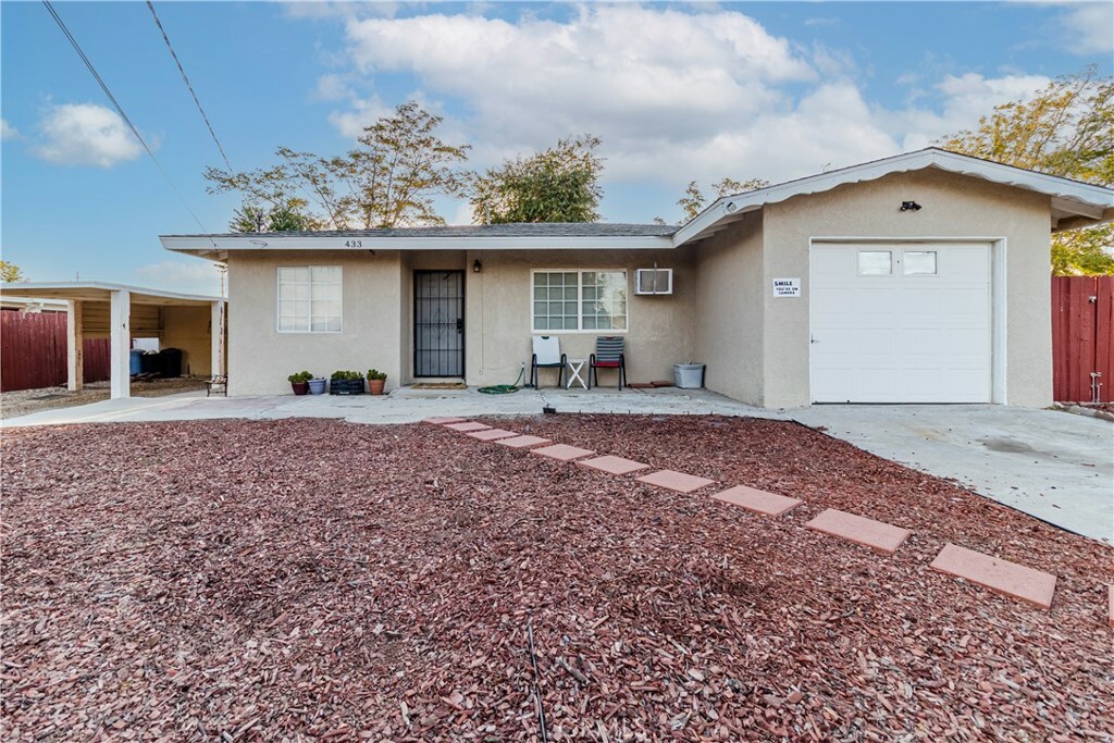 Property Photo:  433 S Florida Street  CA 92220 