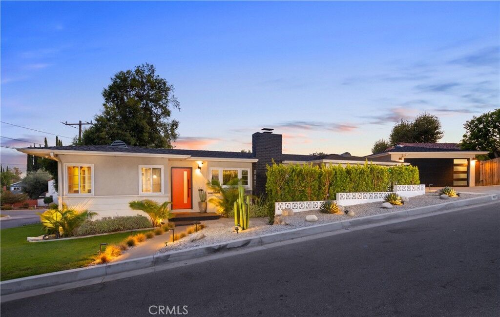 Property Photo:  405 Heather Heights Court  CA 91016 